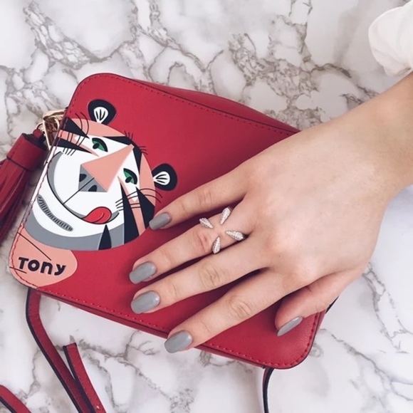 "Animal Instinct" - Picture 6 of 7